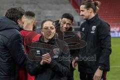 3. Liga; FC Ingolstadt 04 - TSG Hoffenheim II; Sieg Jubel Freude 3:2 Cheftrainerin Sabrina Wittmann (FCI) Torwart-Trainer Arvid Schenk  (FCI) Sportdirektor Ivica Grlic  (FCI)