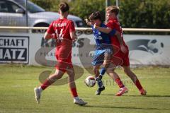 Kreisliga - Saison 2026/27- TSV Großmehring - SV Zuchering - Fabio Münzhuber blau Großmehring - Laurenz Klein rot Zuchering - Foto: Meyer Jürgen
