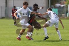 *** Bayernliga Nord - Saison 2025/26 - FC Ingolstadt 04 II - ATSV Erlangen - Jason Osei Tutu (Nr.11 - FC Ingolstadt II) - Lukas Kuschka weiss Erlangen - Thomas Müller rechts weiss Erlangen - Foto: Meyer Jürgen