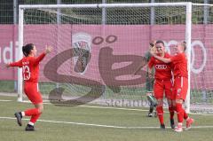 Frauen - Bayernliga -  FC Ingolstadt 04 II -SV Frensdorf -  Der 1:0 Führungstreffer durch Melina Prawda rot FCI - Jubel - Annika Siebenhüter rot FCI - Melisah Karacubu #23 rot FCI - Foto: Meyer Jürgen