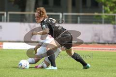 2. Fußball-Liga - Frauen - Saison 2022/2023 - FC Ingolstadt 04 - 1. FC Nürnberg - Isabelle Maliha (Nr.3 - FCI Frauen) - Mai Franziska weiss Nürnberg - Foto: Meyer Jürgen