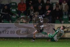 Landesliga - Saison 2025/26 - SV Manching - FC Ehekirchen - Fabian  Neumayer (Nr.9 - SV Manching) - Jakob Schmid schwarz Ehekirchen - Foto: Meyer Jürgen