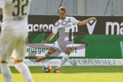 2.BL; Karlsruher SC - FC Ingolstadt 04; Tobias Schröck (21, FCI)