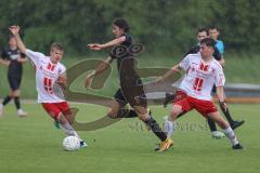 Relegation 2 - U17 - SSV Jahn Regensburg - FC Ingolstadt 04 - Zweikampf Benjamin Causevic (10 FCI) Walter Bastian (6 SSV)