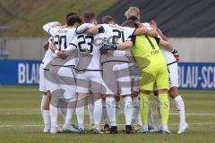 3.Liga - Saison 2022/2023 - 1. FC Saarbrücken - FC Ingolstadt 04 - Die Mannschaft bildet einen Kreis vor dem Spiel - Foto: Meyer Jürgen