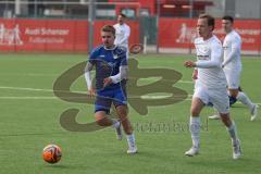 AUDI - Schanzer Amateur Cup - Finale- Saison 2024/25 - SV Hundszell - SV Menning - Florian Reszler blau Menning - David Weichsler weiss Hundszell - Foto: Meyer Jürgen