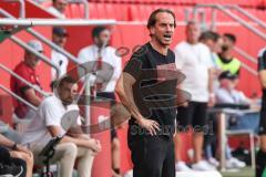 DFB Pokal; FC Ingolstadt 04 - SV Darmstadt 98; Cheftrainer Rüdiger Rehm (FCI) an der Seitenlinie, Spielerbank