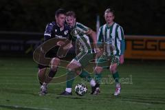 Landesliga - Saison 2025/26 - SV Manching - FC Ehekirchen - Mathias Schaff schwarz Ehekirchen - Rainer Meisinger (Nr.8 - SV Manching) - Foto: Meyer Jürgen