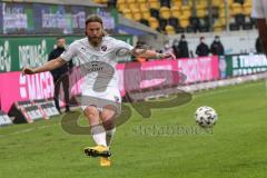 3. Liga - Dynamo Dresden - FC Ingolstadt 04 - Björn Paulsen (4, FCI)