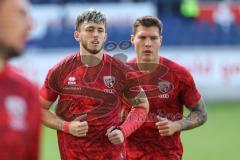 3. Liga; MSV Duisburg - FC Ingolstadt 04; vor dem Spiel Linus Rosenlöcher (19, FCI) nach seiner Verletzung Unterarm gebrochen