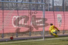 A - Junioren Bundesliga Süd/Südwest -  Saison 2021/2022 - FC Ingolstadt 04 - FC Bayern München - Der 0:2 Führungstreffer durch Denk Luca München - Bock Julian Torwart (#33 FCI) - Foto: Meyer Jürgen