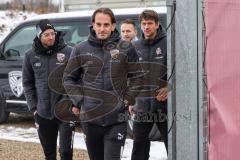 2.BL; FC Ingolstadt 04 - Training, neuer Cheftrainer Rüdiger Rehm, Pressekonferenz, Cheftrainer Rüdiger Rehm (FCI) kommt zum Trainingsplatz mit Co-Trainer Thomas Karg (FCI)