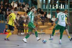 Lotto Bayern Hallencup - Saison 2024/25 - SV Manching - FC Hitzhofen/Oberzell- Daniel Schweiger grün Manching - Romeo Öxler rechts grün Manching - Michael Kraft gelb Hitzhofen - Foto: Meyer Jürgen