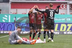 3. Liga; FC Ingolstadt 04 - 
Rot-Weiss Essen; Tor Jubel Treffer David Kopacz (29, FCI) Torwart Golz Jakob (1 RWE) Benjamin Kanuric (8, FCI) Pascal Testroet (37, FCI)