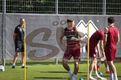 3. Liga - Saison 2026/27 - 1. Trainingseinheit mit Achim Beierlorzer - Cheftrainer Achim Beierlorzer (FCI) - Foto: Meyer Jürgen