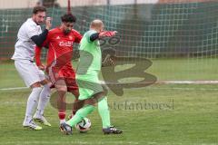 Kreisklasse - Saison 2025/26- Türk SV Ingolstadt - MTV Ingolstadt-  - Daniel Drotleff rot Türkisch - Marco Battaglia weiss MTV - Ivan Covic TW MTV - Foto: Meyer Jürgen