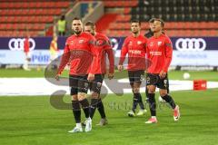 3. Liga; FC Ingolstadt 04 - Hallescher FC; vor dem Spiel Pascal Testroet (37, FCI) Rico Preißinger (6, FCI) Visar Musliu (16, FCI) Marcel Costly (22, FCI)