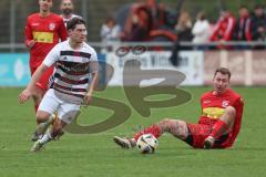 Kreisliga - Saison 2025/26- TSV Kösching - SV Kasing - Marius Magdic weiss Kasing - Johannes Tannwitz rot Kösching - Foto: Meyer Jürgen