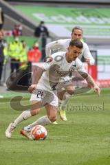 2.BL; Fortuna Düsseldorf - FC Ingolstadt 04; Florian Pick (26 FCI) Zweikampf Kampf um den Ball Valmir Sulejmani (33, FCI)