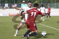 Kreisklasse- Saison 2023/2024 - MTV Ingolstadt - TSV Pförring - Murtaza Koc weiss MTV - Andreas Schlagenhaufer rot Pförring - Foto: Meyer Jürgen