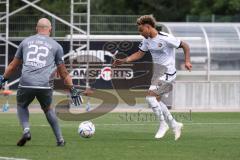 3. Liga; Testspiel; FC Ingolstadt 04 - TSV Rain/Lech, Hawkins Jaren (20 FCI) Torwart Kevin Schmidt (22 RL)