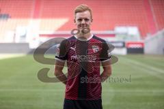 2.BL; FC Ingolstadt 04 - Portraitshooting, Mannschaftsfoto, Christian Gebauer (22, FCI)