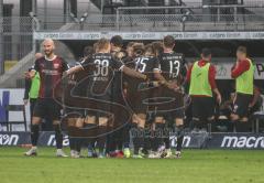 2.BL; SV Sandhausen - FC Ingolstadt 04 - Tor Jubel 0:2 Fatih Kaya (9, FCI) mit dem Team Maximilian Neuberger (38, FCI) Nils Roeseler (13, FCI) Filip Bilbija (35, FCI) Nico Antonitsch (5, FCI)