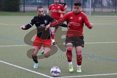 Bezirksliga - 2022/2023 - FC Fatih Ingolstadt - SpVgg Feldmoching - Quirin Nuber schwarz Fatih - Dogukan Numcu rot Feldmoching - Foto: Meyer Jürgen