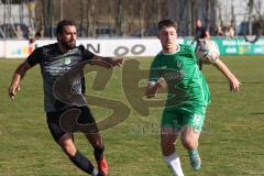 Kreisklasse - Saison 2022/2023 -FC Gerolfing II - GW Ingolstadt - Florian Uslar grün Gerolfing - Hakan Gökhan
 schwarz GW Ingolstadt - Foto: Meyer Jürgen