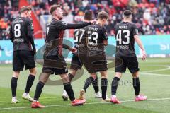 3. Liga; FC Ingolstadt 04 - 
Rot-Weiss Essen; Tor Jubel Treffer Jannik Mause (7, FCI) Pascal Testroet (37, FCI) Felix Keidel (43, FCI) Benjamin Kanuric (8, FCI) Moritz Seiffert (23, FCI)