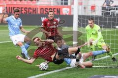 3. Liga - FC Ingolstadt 04 - TSV 1860 München - Dennis Eckert Ayensa (7, FCI) Steinhart Phillipp (36, 1860) Torwart Kretzschmar Tom (40, 1860) Torchance Marcel Gaus (19, FCI)