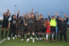 Kreisliga - FC Fatih Ingolstadt - FC Gerolfing - Fatih Ingolstadt ist vorzeitig Meister - jubel - Die Spieler tanzen - Foto: Jürgen Meyer