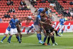 2.BL; FC Ingolstadt 04 - FC Hansa Rostock; kein Durchkommen für Stefan Kutschke (30, FCI) Nikola Stevanovic (15, FCI) Schumacher Kevin (13 Hansa)