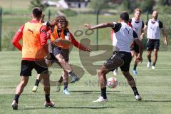 3. Liga; FC Ingolstadt 04 - Trainingslager Südtirol, Tim Civeja (8, FCI) Justin Butler (31, FCI) Visar Musliu (16, FCI)