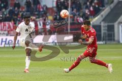 2.BL; Fortuna Düsseldorf - FC Ingolstadt 04; Hans Nunoo Sarpei (18 FCI) Zimmermann Matthias (25 DUS)