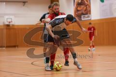 Hallenturnier Gaimersheim - Saison 2025/26 - TSV Baar-Ebenhausen - TSV Ober-u.Unterhaunstadt - Matthias Habermeier rot Ebenhausen - Baris Soysal grau Oberhaunstadt - Foto: Meyer Jürgen