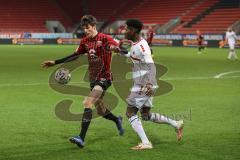 3. Liga - FC Ingolstadt 04 - Türkgücü München - Merlin Röhl (34, FCI) Barry Boubacar (18 Türkgücü)