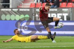 Relegation 1 - FC Ingolstadt 04 - VfL Osnabrück - Dennis Eckert Ayensa (7, FCI) im Alleingang überwindet Beermann Timo (33 VfL) und erzielt das 3:0 Tor Jubel, lupft über Torwart Kühn Philipp (22 VfL)