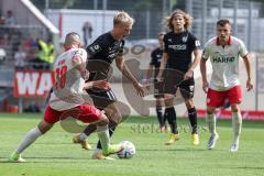 3. Liga; Rot-Weiss Essen - FC Ingolstadt 04; Tobias Bech (11, FCI) Kefkir Oguzhan (38 RW)