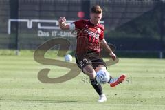 Freundschaftsspiel - Saison 2022/2023 - FC Ingolstadt 04 -  SpVgg Bayreuth - Denis Linsenmayer (Nr.23 - FCI) - Foto: Meyer Jürgen