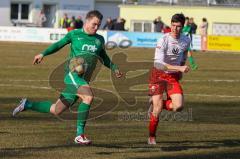 Bezirksliga OBB Nord - SV Manching - FC Schwabing München - Benedikt Vollnhals (#9 Manching) - Steinmßl Konstantin weiss Schwabing - Foto: Jürgen Meyer