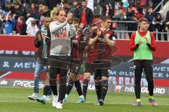 2. Fußball-Liga - Saison 2021/2022 - FC Ingolstadt 04 - Hamburger SV - Cheftrainer FCI Rüdiger Rehm - Nikola Stevanovic (#15 FCI) - bedanken sich bei den Fans - Foto: Meyer Jürgen