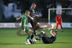 Bezirksliga - Saison 2023/2024 - SV Manching  TSV Rohrbach - Sebastian Graßl (Nr.10 - SV Manching) - Hagen Leon schwarz Rohrbach stehend - Thoma Tobias schwarz am Boden Rohrbach - Foto: Meyer Jürgen