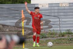 Bayernliga Süd - Saison 2021/2022 - FC Ingolstadt 04 II - VfB Hallbergmoos - Senger Michael (#21 FCI) beim Eckball - Foto: Meyer Jürgen