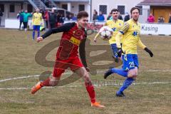 Bezirksliga - SV Kasing - SV Dornach - Jan Witek rot Kasing - Christoph Glas Dornach #25 - Foto: Jürgen Meyer