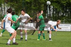 Bezirksliga - Saison 2024/25 - FC Gerolfing - SV Waldeck-München - Leo Zänger (Nr.11 - FC Gerolfing) - Lukas Obergrußberger weiss Waldeck - Foto: Meyer Jürgen