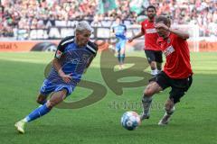 2.BL; Hannover 96 - FC Ingolstadt 04; Thomas Rausch (45, FCI) Niklas Hult (3 Hannover) Zweikampf Kampf um den Ball