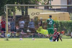 Vorbereitungsspiel - Testspiel - FC Ingolstadt 04 - VFB Eichstätt  - Erten Deniz grün Eichstätt vergibt eine Torchance - Ponath Markus Torwart (#40 FCI) - Antonitsch Nico (#5 FCI) - Foto: Jürgen Meyer