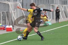 2023_11_12 - 2. Bundesliga - Saison 2023/24 - FC Ingolstadt 04 Frauen - SV 67 Weinberg - Hofrichter Anna gelb Weinberg - Anna Petz (Nr.16 - FCI Frauen) - Foto: Meyer Jürgen