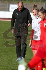 2. Frauen-Bundesliga - Saison 2021/2022 - FC Ingolstadt 04 - FSV Gütersloh - Dominik Herrmann Cheftrainer (FCI) - Foto: Meyer Jürgen